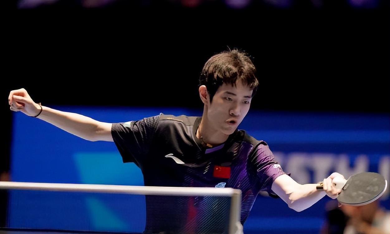 世界杯官方正版-3-2险胜林兆恒!陈俊菘2胜1负仍无缘16强 顶替梁靖崑却无扫雷之才