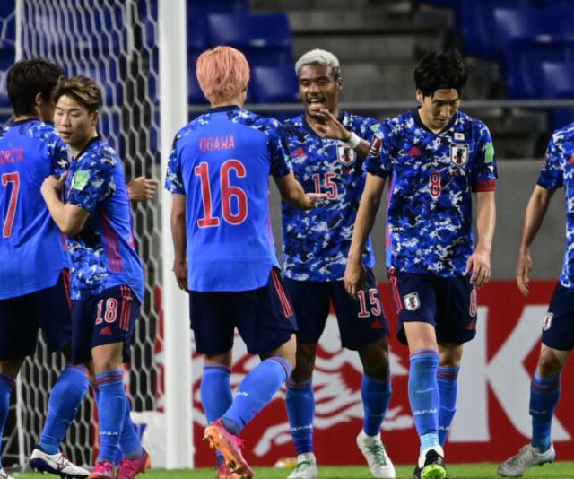 世界杯官方正版-【世预赛】混血前锋助日本全胜收官 国足再收好消息